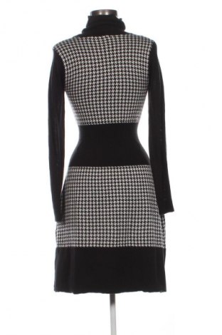 Sukienka Conbipel, Rozmiar S, Kolor Kolorowy, Cena 65,99 zł