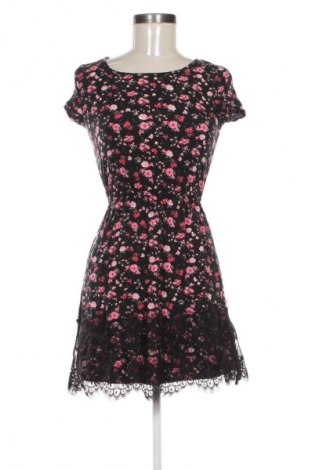 Sukienka Cropp, Rozmiar XS, Kolor Kolorowy, Cena 110,34 zł