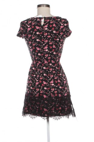 Sukienka Cropp, Rozmiar XS, Kolor Kolorowy, Cena 110,34 zł