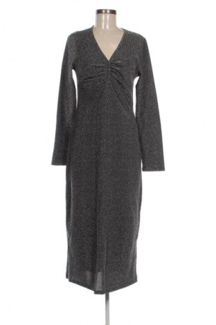 Φόρεμα Defacto, Μέγεθος XL, Χρώμα Ασημί, Τιμή 31,71 €