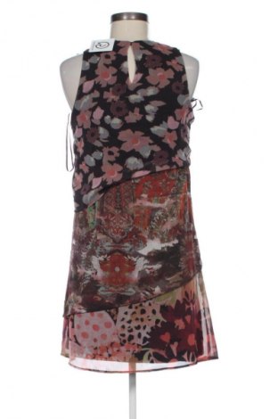 Sukienka Desigual, Rozmiar S, Kolor Kolorowy, Cena 188,51 zł