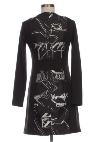 Sukienka Desigual, Rozmiar M, Kolor Kolorowy, Cena 188,51 zł