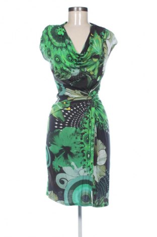 Рокля Desigual, Размер S, Цвят Многоцветен, Цена 82,00 лв.