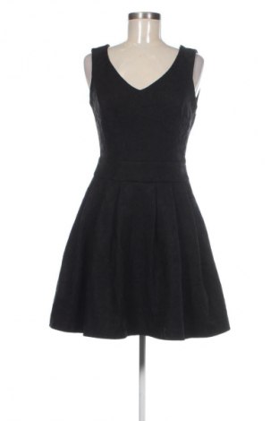 Šaty  Dika, Velikost M, Barva Černá, Cena  539,00 Kč