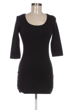 Рокля Esmara, Размер XS, Цвят Черен, Цена 39,03 лв.