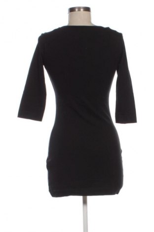 Рокля Esmara, Размер XS, Цвят Черен, Цена 39,03 лв.