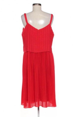 Рокля Esmara, Размер XL, Цвят Червен, Цена 39,10 лв.