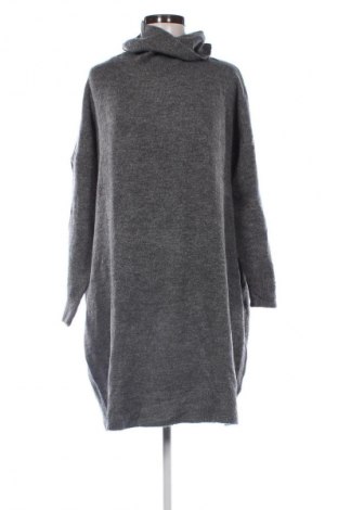 Рокля Esmara, Размер L, Цвят Сив, Цена 17,99 лв.