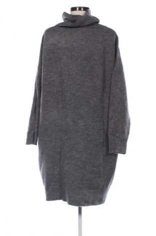 Рокля Esmara, Размер L, Цвят Сив, Цена 17,99 лв.