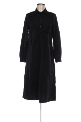 Šaty  Esprit, Veľkosť M, Farba Čierna, Cena  17,95 €