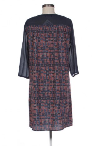 Kleid Essenza, Größe L, Farbe Mehrfarbig, Preis € 19,95