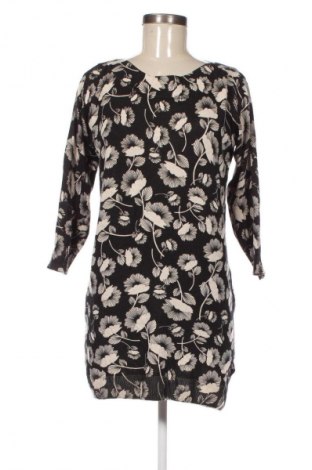 Šaty  F&F, Veľkosť M, Farba Viacfarebná, Cena  9,95 €