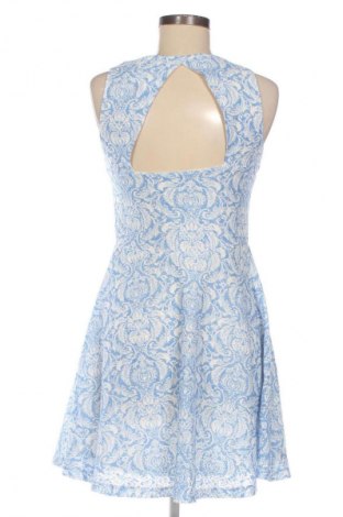 Рокля Fb Sister, Размер M, Цвят Многоцветен, Цена 39,10 лв.