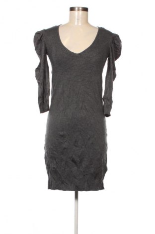 Kleid Flame, Größe M, Farbe Grau, Preis 15,99 €