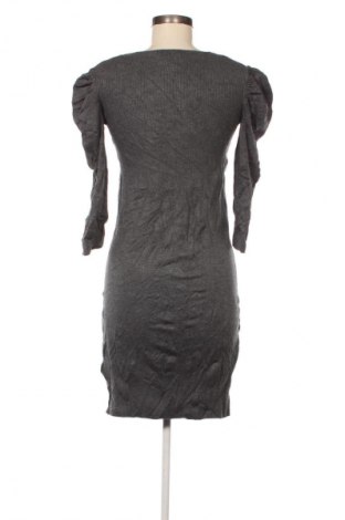 Kleid Flame, Größe M, Farbe Grau, Preis 15,99 €