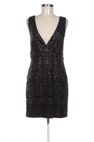 Kleid Friends, Größe L, Farbe Aschrosa, Preis € 6,99