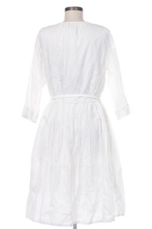 Рокля Gap, Размер M, Цвят Бял, Цена 47,88 лв.