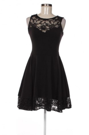 Рокля Gian Vargian, Размер M, Цвят Черен, Цена 15,99 лв.