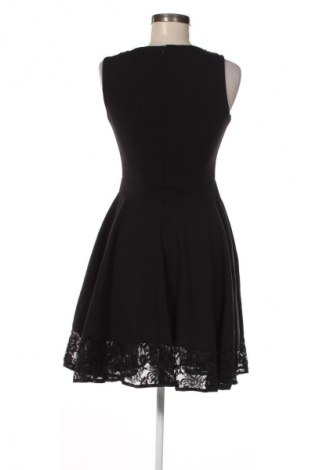 Рокля Gian Vargian, Размер M, Цвят Черен, Цена 15,99 лв.