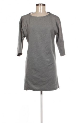 Kleid Guess, Größe S, Farbe Grau, Preis 37,99 €