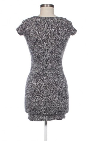 Rochie H&M, Mărime XS, Culoare Multicolor, Preț 102,70 Lei