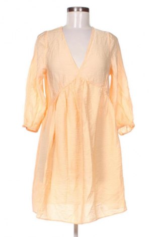 Рокля H&M, Размер S, Цвят Оранжев, Цена 30,33 лв.