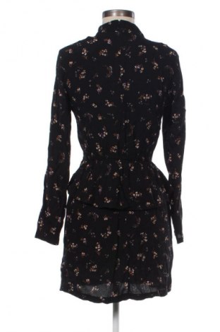 Šaty  H&M, Velikost XS, Barva Vícebarevné, Cena  494,00 Kč