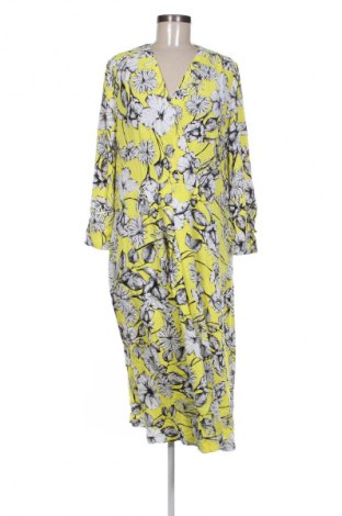 Рокля H&M, Размер S, Цвят Многоцветен, Цена 39,10 лв.