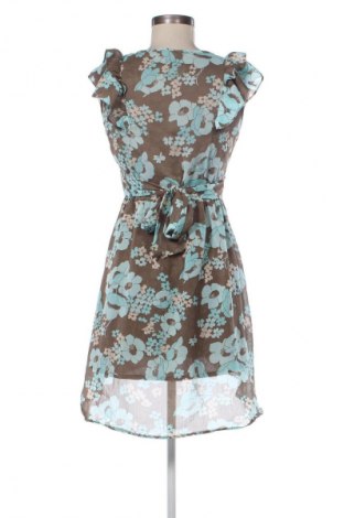 Рокля H&M, Размер XS, Цвят Многоцветен, Цена 39,14 лв.