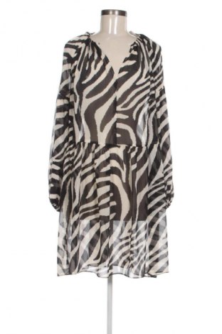 Rochie H&M, Mărime M, Culoare Multicolor, Preț 102,89 Lei