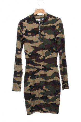 Kleid H&M Divided, Größe XS, Farbe Mehrfarbig, Preis 7,99 €