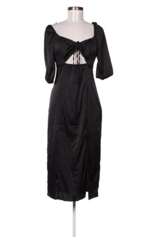 Рокля H&M Divided, Размер M, Цвят Черен, Цена 39,14 лв.