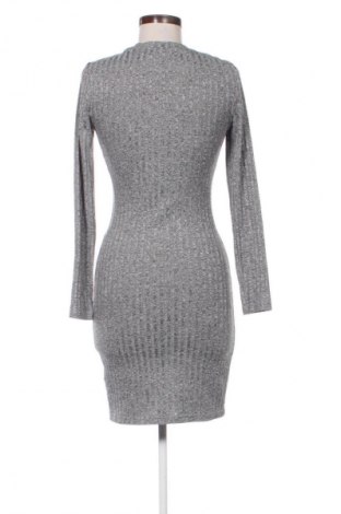 Kleid H&M Divided, Größe M, Farbe Grau, Preis € 19,95