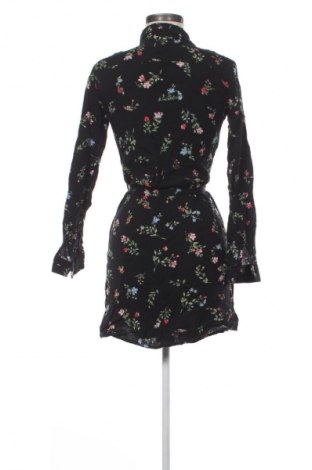 Kleid H&M Divided, Größe M, Farbe Mehrfarbig, Preis € 24,55