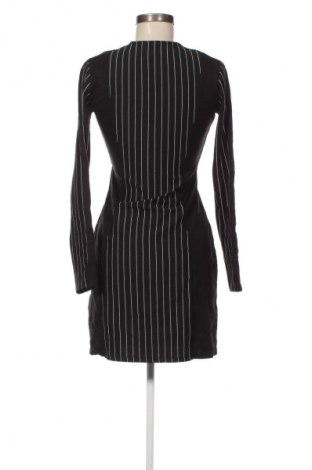 Kleid H&M Divided, Größe M, Farbe Mehrfarbig, Preis 6,99 €