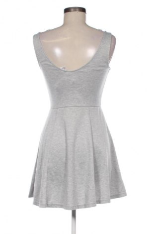 Šaty  H&M Divided, Veľkosť M, Farba Sivá, Cena  19,95 €