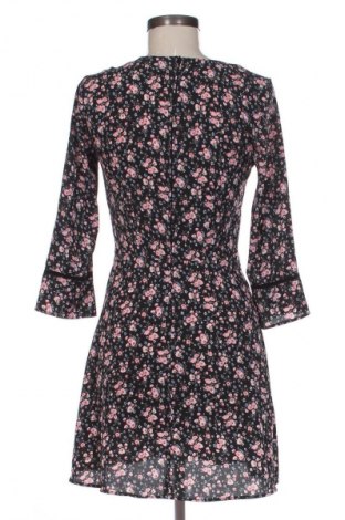 Рокля H&M Divided, Размер S, Цвят Многоцветен, Цена 39,00 лв.