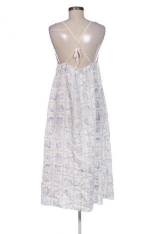 Рокля H&M Divided, Размер M, Цвят Многоцветен, Цена 39,00 лв.