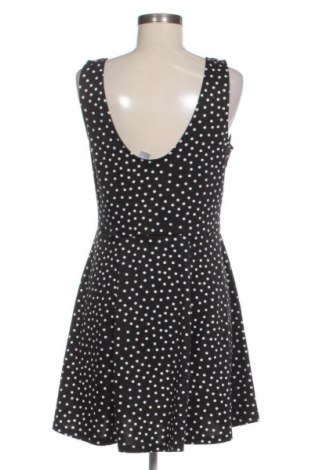 Kleid H&M Divided, Größe XL, Farbe Mehrfarbig, Preis 20,00 €