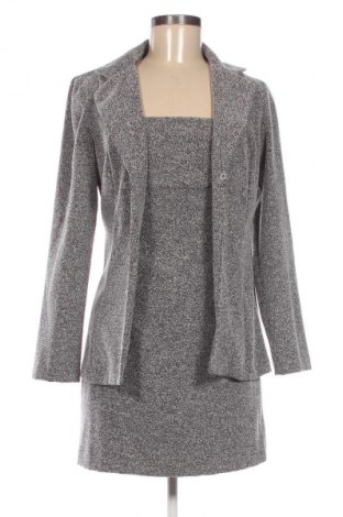 Rochie I.N. San Francisco, Mărime S, Culoare Gri, Preț 126,00 Lei