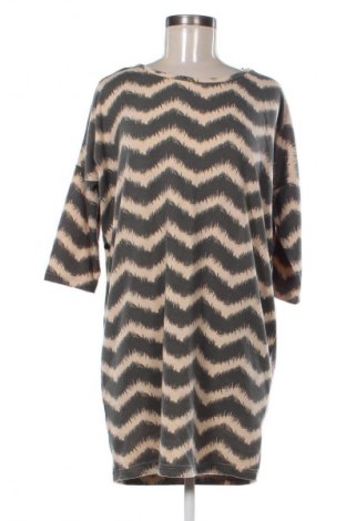 Рокля Ichi, Размер S, Цвят Многоцветен, Цена 47,88 лв.