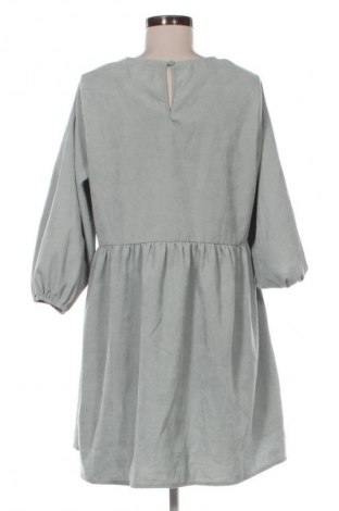 Рокля In the style, Размер M, Цвят Зелен, Цена 39,03 лв.