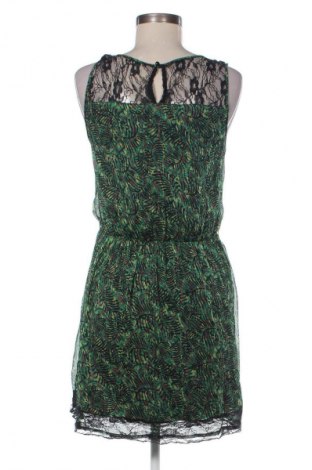 Kleid K. Woman, Größe M, Farbe Mehrfarbig, Preis 20,02 €