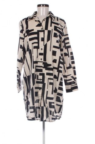 Рокля LC Waikiki, Размер M, Цвят Многоцветен, Цена 22,00 лв.