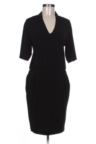 Рокля Lindex, Размер S, Цвят Черен, Цена 39,00 лв.