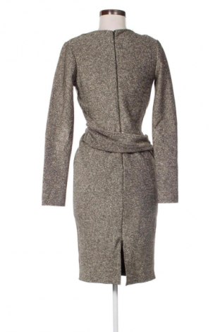 Kleid Lipsy, Größe M, Farbe Golden, Preis 31,68 €