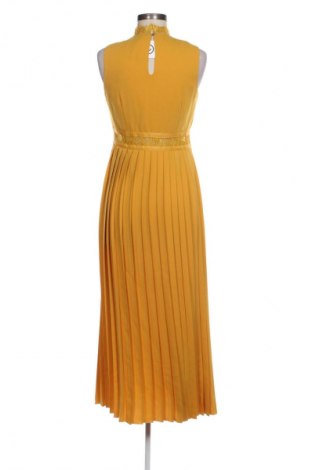 Рокля Little Mistress, Размер M, Цвят Оранжев, Цена 47,85 лв.