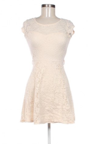 Φόρεμα Look, Μέγεθος S, Χρώμα  Μπέζ, Τιμή 24,49 €