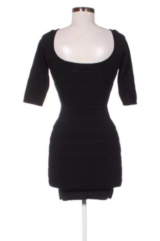 Рокля Mango, Размер S, Цвят Черен, Цена 33,82 лв.