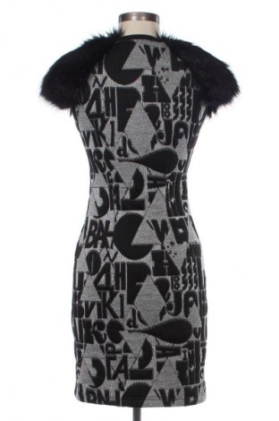 Рокля Manuela, Размер M, Цвят Многоцветен, Цена 39,00 лв.